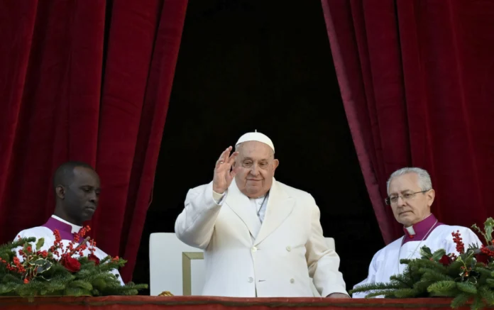 El estado de salud del Papa Francisco mejora tras crisis respiratoria, según el Vaticano