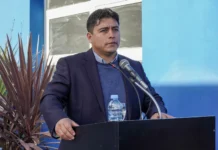 Al inicio del ciclo lectivo, Vidal inauguró una escuela y Trabajo dictó la conciliación obligatoria por paro docente El gobernador de Santa Cruz, Claudio Vidal