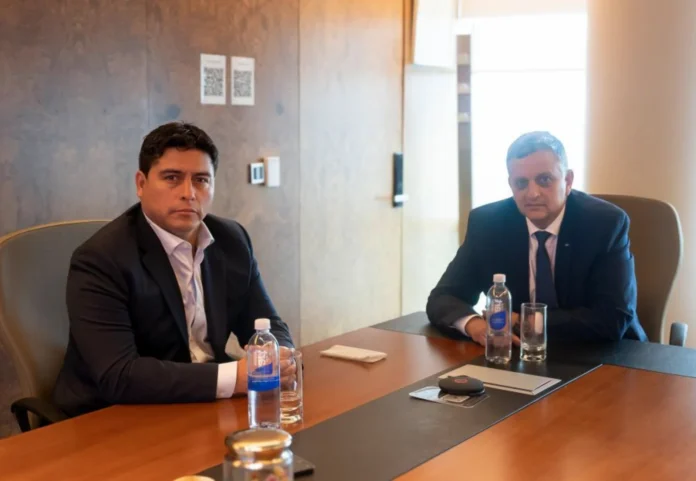 El gobierno busca desesperadamente ubicar a petroleros en municipios, mineras y estamentos públicos, lo cual genera malestar interno