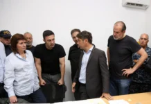 El Gobernador Kicillof y Patricia Bullrich en Bahía Blanca tras el devastador temporal El Gobernador Kicillof y Patricia Bullrich en Bahía Blanca tras el devastador temporal - Foto: NA