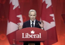Mark Carney critica las políticas de Trump y promete firmeza contra los aranceles en Canadá Mark Carney critica las políticas de Trump y promete firmeza contra los aranceles en Canadá