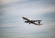 Gobierno fueguino pidió un informe sobre un vuelo a Malvinas de una empresa alemana Lufthansa sobrevuela espacio aéreo argentino y aterriza en las Malvinas sin autorizaciones