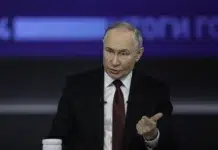 El Kremlin confirmó diálogo con Estados Unidos por la paz en Ucrania Putin anuncia tregua en Ucrania mientras Trump exige acuerdo de paz inmediato