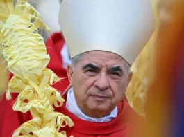 El cardenal italiano Giovanni Angelo Becciu
