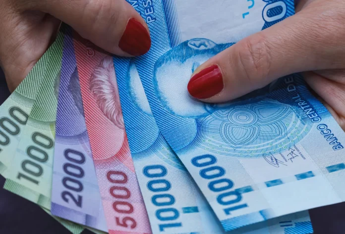 Pesos Chilenos, moneda Chile -