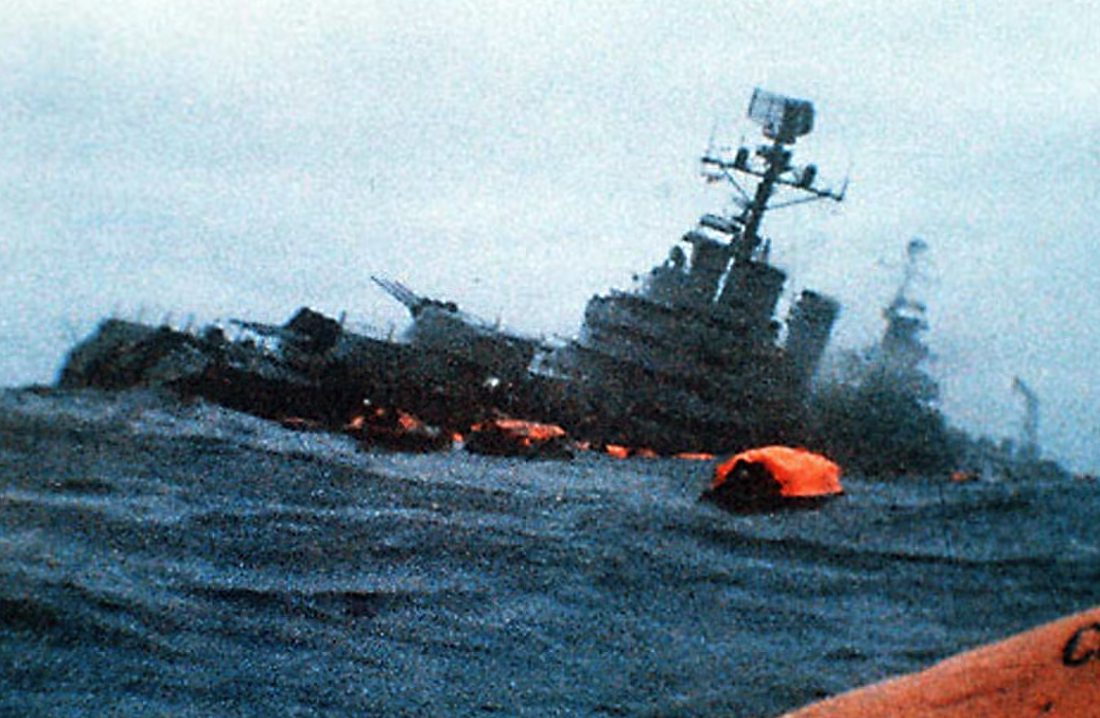 Armada Argentina homenajea a los 1.093 tripulantes del ARA General Belgrano a 43 años del hundimiento Armada Argentina homenajea a los 1.093 tripulantes del ARA General Belgrano a 43 años del hundimiento