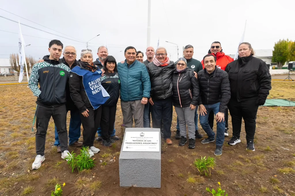 Punta Arenas y Tierra del Fuego preparadas ante posible tsunami. En Río Gallegos el intendente inaugura plazas y el gobernador anuncia obras