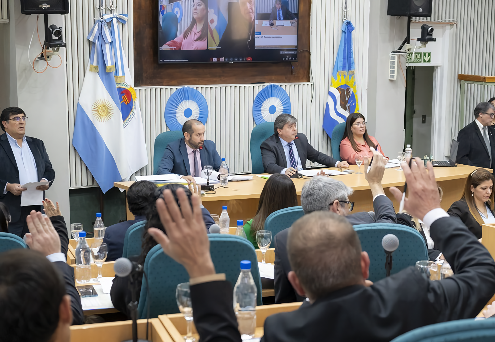 Volvieron a proteger al diputado Fernando Españón en la Cámara. Vidal y los legisladores oficialista tratan que se agoten los tiempos legales y no pueda ser investigado Volvieron a proteger al diputado Fernando Españón en la Cámara. Vidal y los legisladores oficialista tratan que se agoten los tiempos legales y no pueda ser investigado