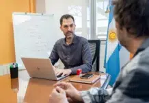 Francisco Devita asume el control del Ministerio de Producción y Ambiente tras los cambios de Melella El ministro de Economía de la provincia, Francisco Devita