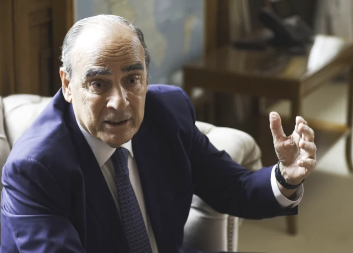Francos habló en La Rural sobre la tensión con gobernadores y defendió el ajuste fiscal - Foto: NA