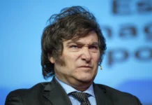 Boca, River y Milei, la épica del relato, la búsqueda de un cabo donde asirse y el dolor autoinfligido por la soberbia y las incapacidades propias La imagen positiva de Javier Milei bajó 4 puntos en julio - Foto: NA