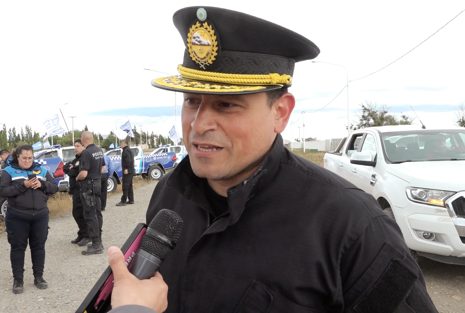 El Jefe de Policía de Santa Cruz Crio Gral Diego Agüero le pidió a la jueza Cecilia López censura previa a los medios y que impida a la víctima hacer declaraciones públicas El Jefe de Policía de Santa Cruz Crio Gral Diego Agüero le pidió a la jueza Cecilia López censura previa a los medios y que impida a la víctima hacer declaraciones públicas