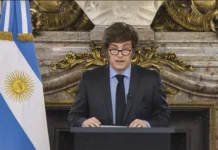 Milei defendió el superávit fiscal como no negociable al anunciar el Presupuesto 2026 - Foto: NA