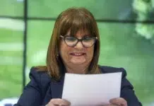 Bullrich acusó a “servicios de inteligencia extranjeros” por el escándalo de los audios en Casa Rosada Bullrich acusó a "servicios de inteligencia extranjeros" por el escándalo de los audios en Casa Rosada - Foto: NA