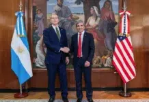 Scott Bessent confirmó el pago de Argentina EEUU negocia un swap de 20 mil millones de dólares con Argentina y se prepara para comprar bonos