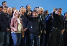 Kicillof celebra una victoria aplastante y le exige a Milei rectificar el rumbo Kicillof celebra una victoria aplastante y le exige a Milei rectificar el rumbo - Foto: NA