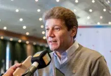 Nuevo convenio de asistencia financiera para cubrir el déficit de marzo El gobernador de Tierra del Fuego, Gustavo Melella - Foto: Prensa Gobierno