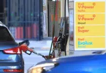 El Gobierno posterga el aumento pleno de combustibles y estira el cronograma fiscal hasta marzo Con cuatro subas en dos semanas la nafta V-Power de Shell ya cuesta $1752