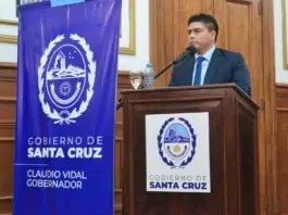 El Gobernador de Santa Cruz, Claudio Vidal - Foto: Prensa Gobierno