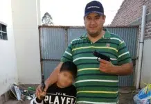 Petroleros, un sindicato violento. La presunta complicidad de sectores políticos, judiciales y sindicales y un asesino “con escuela” familiar Omar Prat junto a su hijo Tomás Prat -