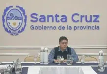 Analizamos la evolución detallada del Personal de la Administración Pública Provincial, en base a las proyecciones presupuestarias desde el 2023 al 2026 El Gobernador de Santa Cruz Vidal Claudio - Foto: Prensa de Gobierno