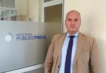 Denuncian a un juez de Esquel por utilizar IA en sus fallo y comercio ilegal Denuncian a un juez de Esquel por utilizar IA en sus fallo y comercio ilegal