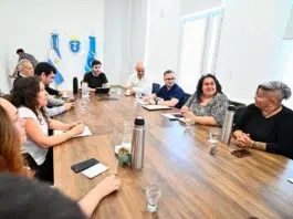 Torres reunió a gremios docentes y expuso la situación financiera
