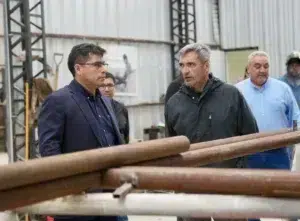 Claudio Vidal junto a El presidente de Santa Cruz Puede S.A.U., Gustavo Sívori -