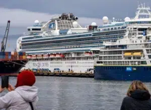 El puerto de Ushuaia en plena operación - Foto: Prensa de Gobierno El puerto de Ushuaia en plena operación - Foto: Prensa de Gobierno
