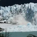La Justicia Federal suspendió la aplicación de la nueva ley de Glaciares El Glaciar Perito Moreno en el Parque Nacional Los Glaciares - Foto: OPI Santa Cruz/Francisco Muñoz