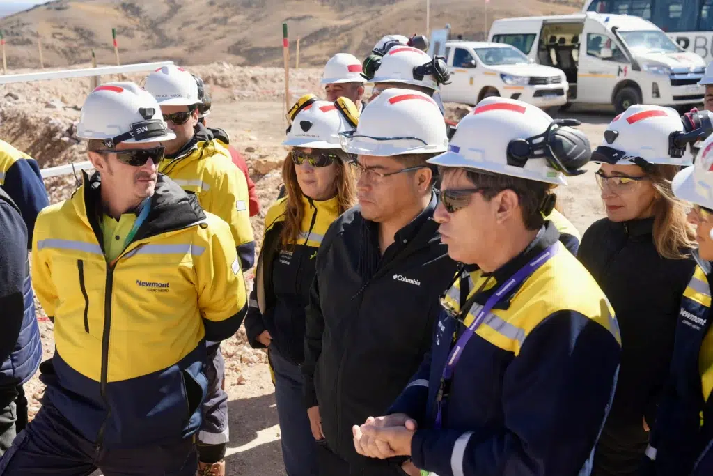 Vidal, Carambia y la permanente contradicción: Santa Cruz votó en contra la Ley de Glaciares pero el gobernador está decidido a explotar las áreas periglaciares
