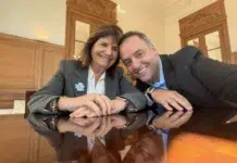Manuel Adorni acelera agenda oficial tras críticas por viajes Manuel Adorni acelera agenda oficial tras críticas por viajes
