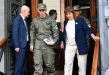 Javier Milei recibe Nahuel Gallo el gendarme liberado tras la caída del régimen venezolano Los chantas comenzaron a jugar su carrera de postas usando al gendarme Gallo para dirimir sus peleítas internas entre políticos improvisados y chorros consuetudinarios - Foto: NA