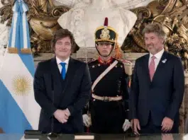 Javier Milei toma juramento a Mahiques como nuevo ministro - Foto: NA