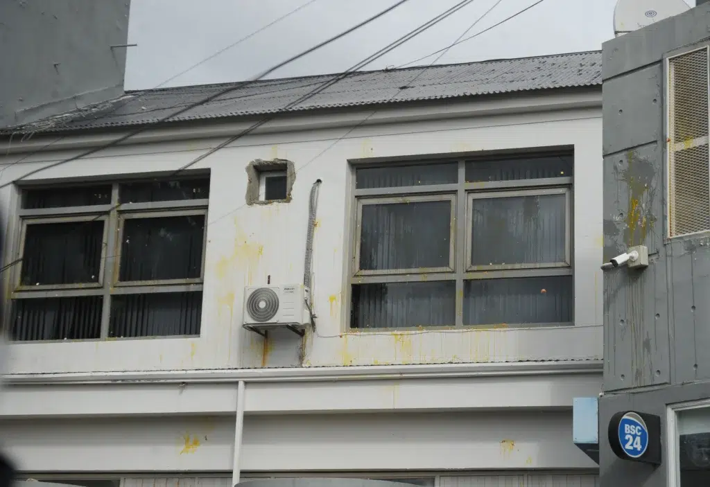 Una sesión legislativa con mucha tensión, poco propositiva y muy mal manejada por el poder político oficial - Foto: OPI Santa Cruz/Francisco Muñoz