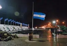 Se transmitirá la Vigilia de Malvinas por streaming para todo el país Se transmitirá la Vigilia de Malvinas por streaming para todo el país - Foto: OPI Santa Cruz/Francisco Muñoz