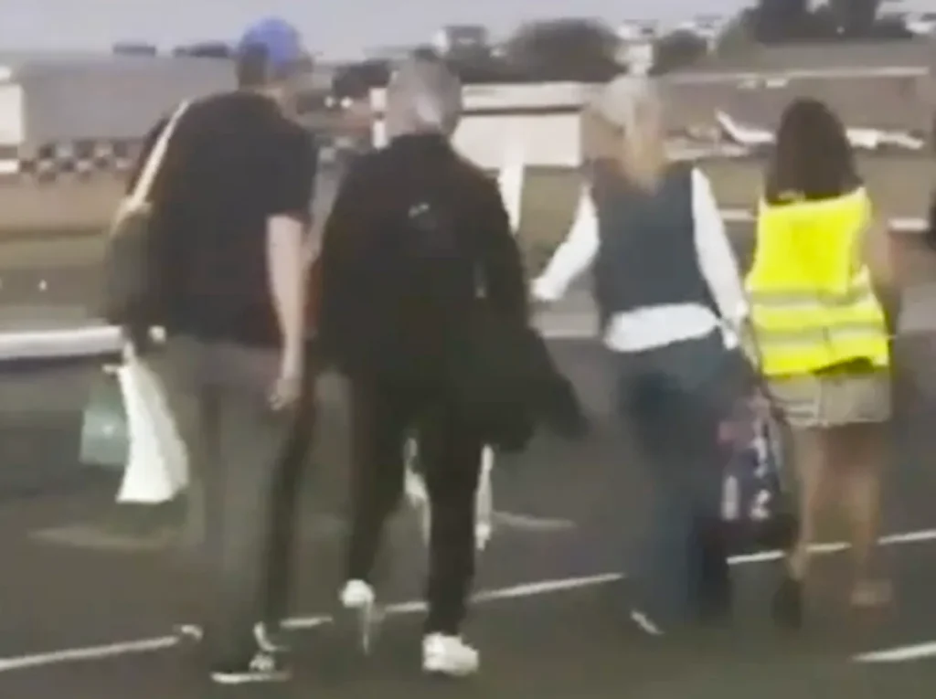 Manuel Adorni su viaje VIP a Punta del Este en Carnaval