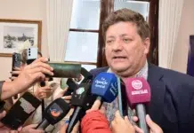 Después de la denuncia de Pedro Luxen el gobierno provincial está sumido en el silencio y en vez de aclarar, oscurece Pedro Luxen Jefe de Gabinete de Ministros de la provincia -