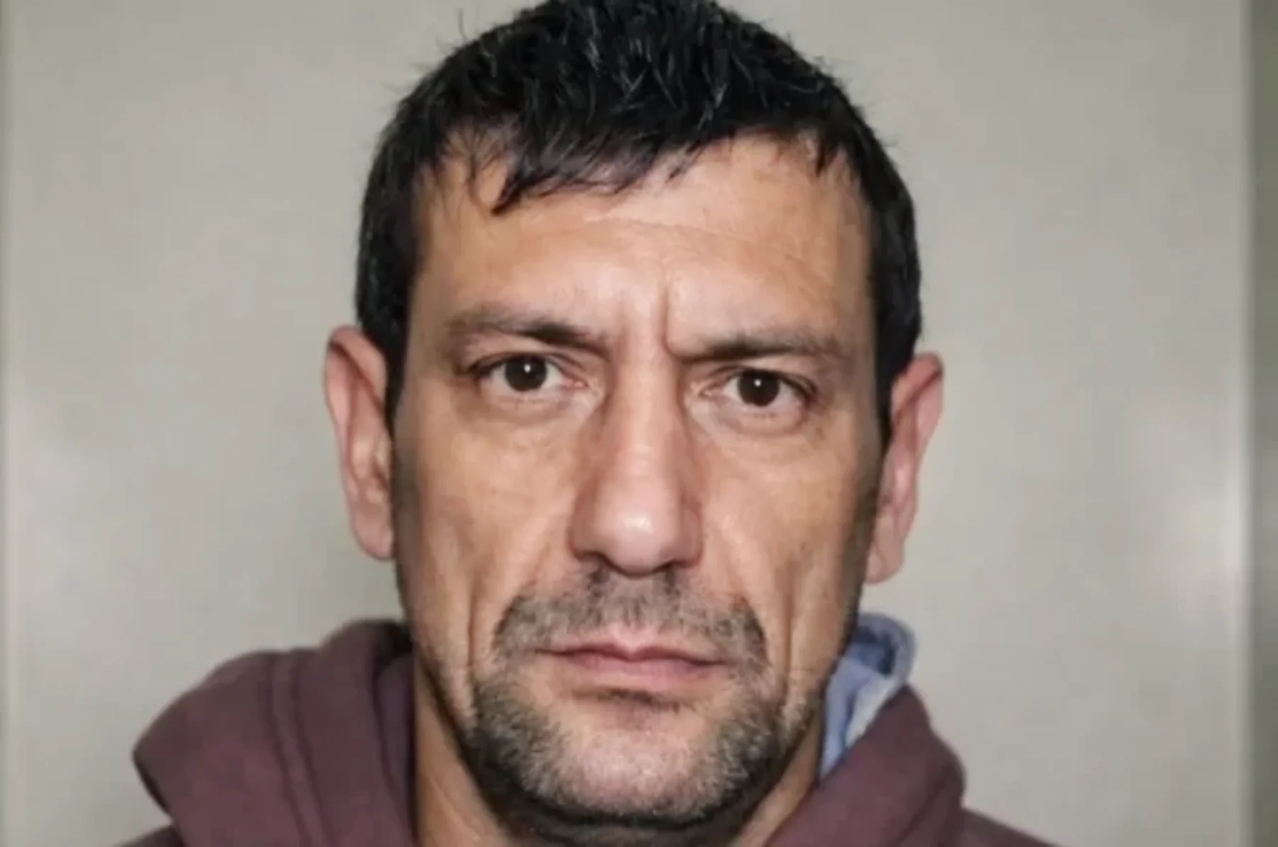 Se fugó en Trelew un preso de alto riesgo cuando era atendido en un consultorio externo Se fugó en Trelew un preso de alto riesgo cuando era atendido en un consultorio externo