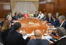 Las negociaciones del oficialismo para cancelar deuda en moneda extranjera Las negociaciones del oficialismo para cancelar deuda en moneda extranjera