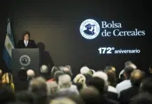 El presidente prometió retenciones cero para tres sectores industriales El presidente prometió retenciones cero para tres sectores industriales - Foto: Presidencia