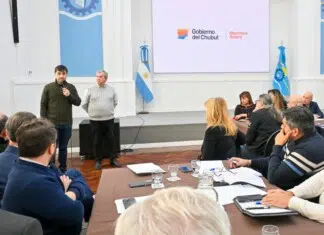 El Gobernador de Chubut promueve beneficios fiscales petroleros