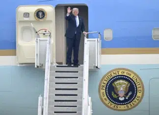 Donald Trump afirma que mantiene el diálogo abierto con Irán El presidente estadounidense, Donald Trump - Foto: NA