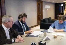 Tierra del Fuego y SENASA firmaron un convenio para un polo acuícola Tierra del Fuego y SENASA firmaron un convenio para un polo acuícola