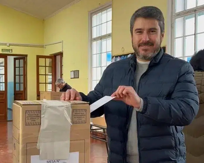 Leonardo Roquel se impuso en la interna de la UCR Santa Cruz