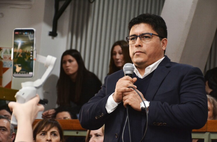 Como OPI lo adelantara, el Endeudamiento no tuvo las manos, volvió a Comisiones y será un milagro si logran reflotarlo