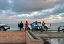 Encontraron el cuerpo de una mujer flotando en el mar en Playa Unión Encontraron el cuerpo de una mujer flotando en el mar en Playa Unión