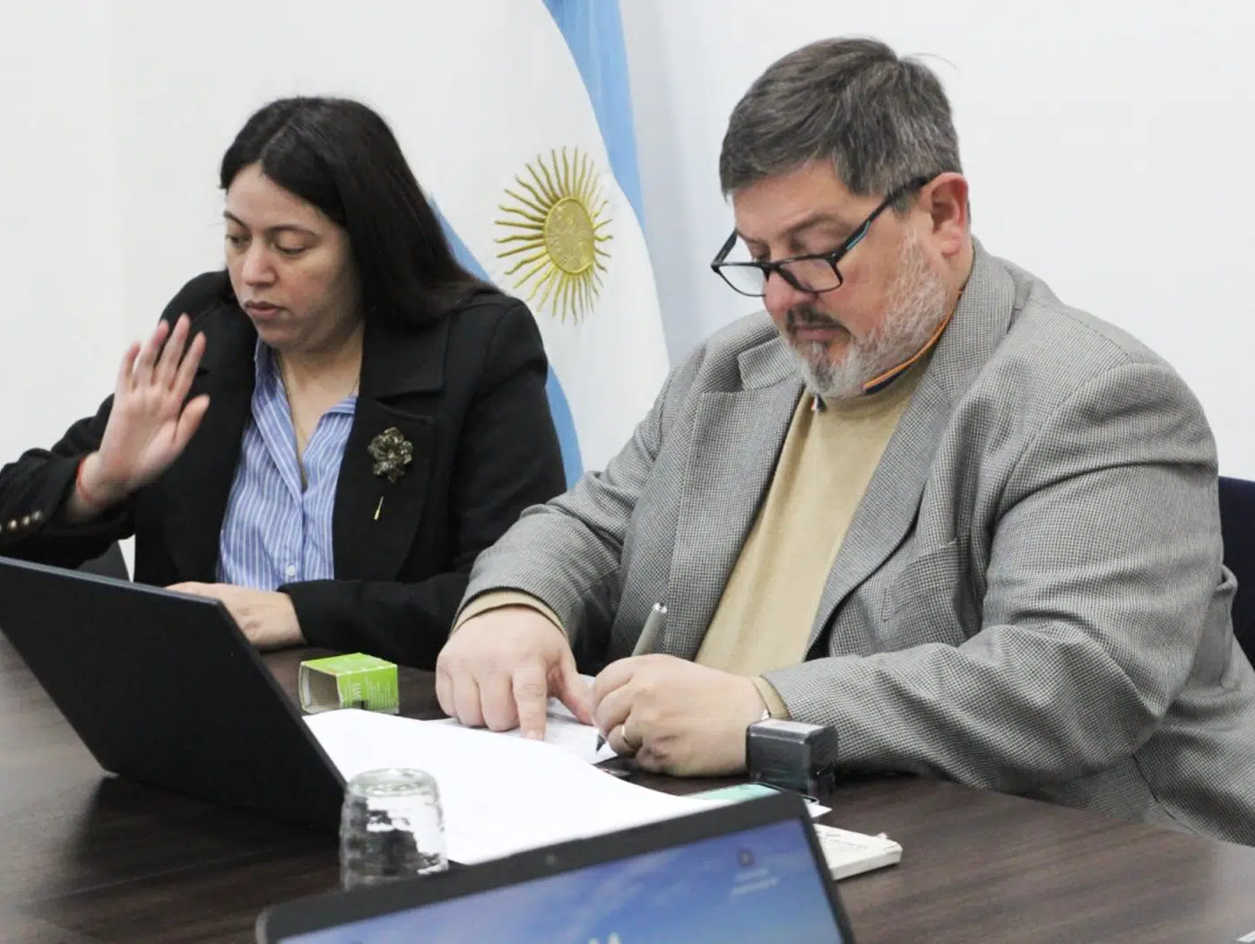 Administración central: UPCN y APAP avalaron la propuesta salarial, rechazo de ATE Administración central: UPCN y APAP avalaron la propuesta salarial, rechazo de ATE