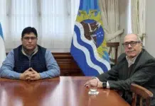 Claudio Vidal junto a Eduardo Sosa en la residencia de la gobernación -