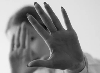 Denunciaron a un juez laboral por presunta violencia familiar Violencia de género - Foto: Laura Chouette